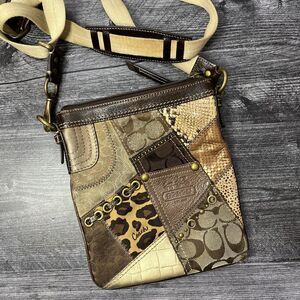 Coach Crossbody Patchwork Style Metallic Print Purse Bag Swingpack F60849-42070